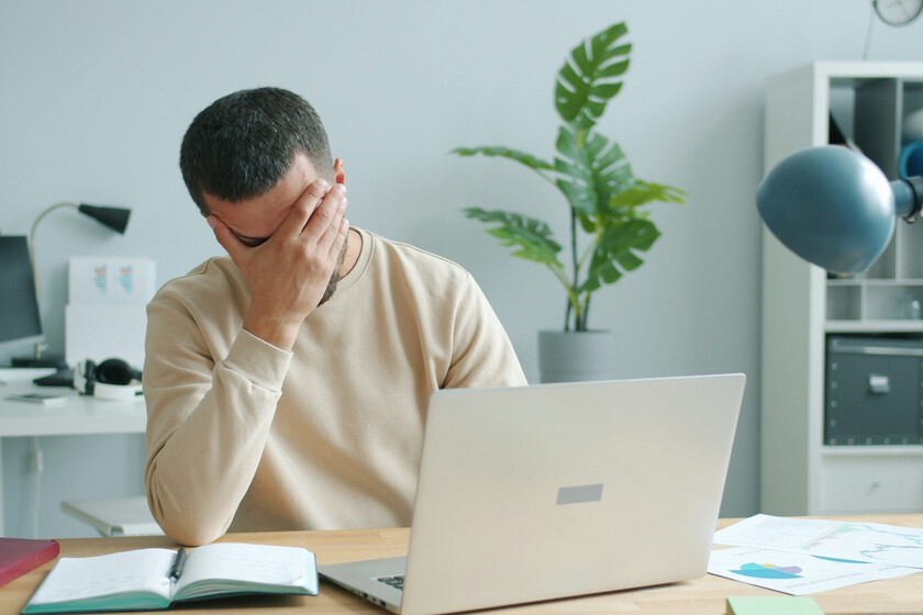 Dedicated Employees Face Higher Risk of Burnout Due to Managerial Bias, Study Finds