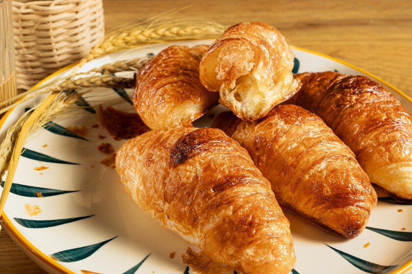 Empty Calories” Paradox: The Breakfast That Drains Office Energy Fuels Cyclists