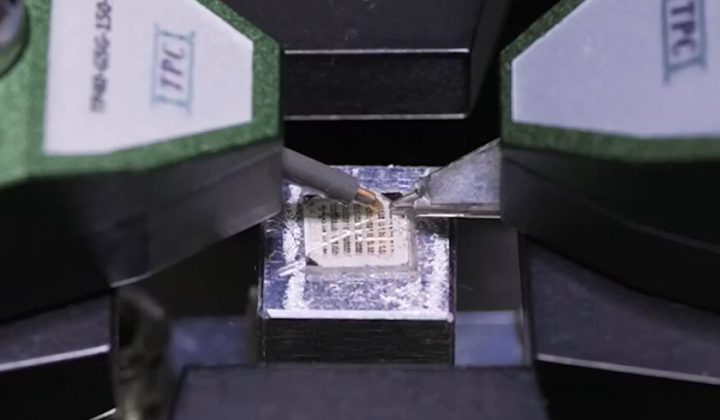 Japanese Researchers Develop Quantum Chip Promising 1,000x Speed Increase and Reduced Heat