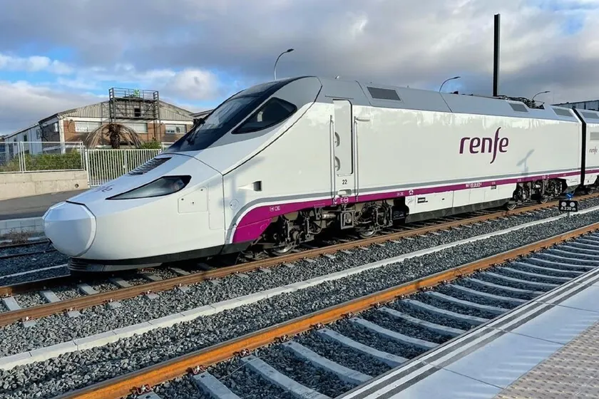 Spanish High-Speed Rail Faces Downturn: Nearly 20% Passenger Drop Post-Adamuz Accident