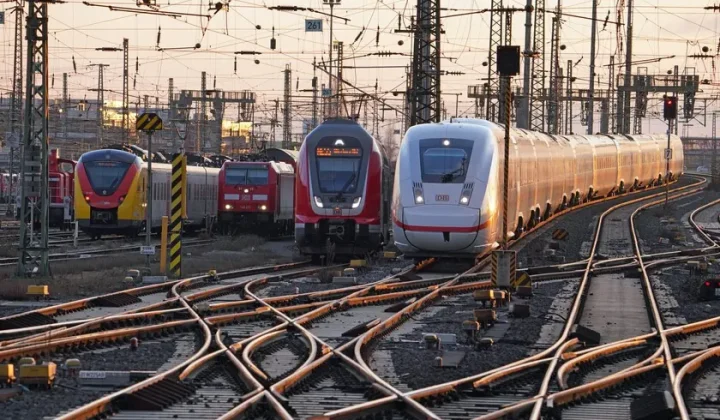 German Rail Network Grinds to a Halt Due to Communications System Failure