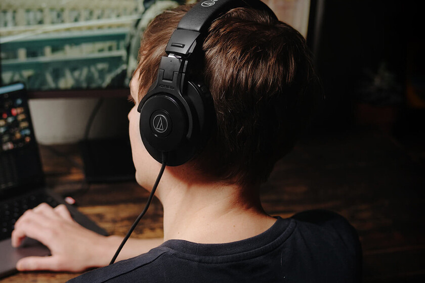 Wired vs. Wireless: Why Audiophiles Still Favor Wired Headphones, and Top Picks Under $150
