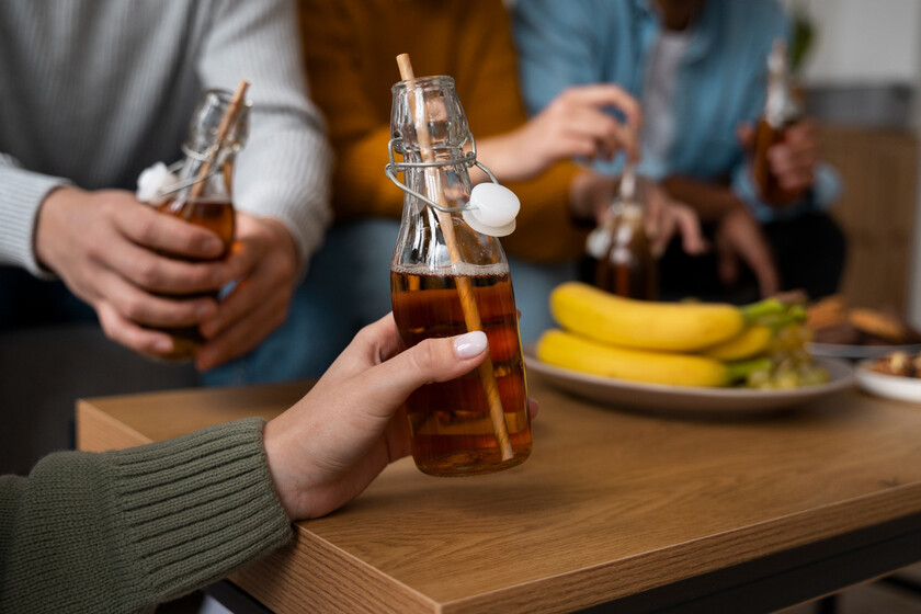 Kombucha’s Stress-Busting Claims Questioned in Australian Study