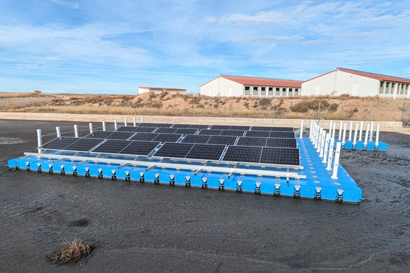 Spanish Farms Cover Manure Pits with Solar Panels to Reduce Emissions and Generate Energy