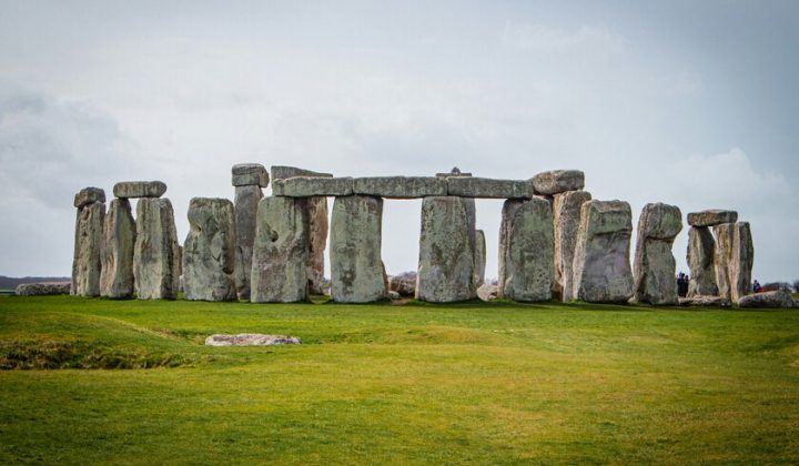 Ancient “Proto-Stonehenge” Discovery Rewrites Timeline of Neolithic Solar Alignments