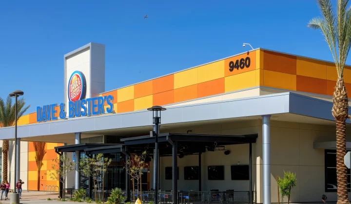 Dave & Buster’s Entertainment Faces Persistent Profitability Challenges