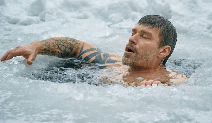 Cold Showers and Early Mornings Debunked: Scientific Scrutiny Challenges Productivity Gurus’ Morning Rituals