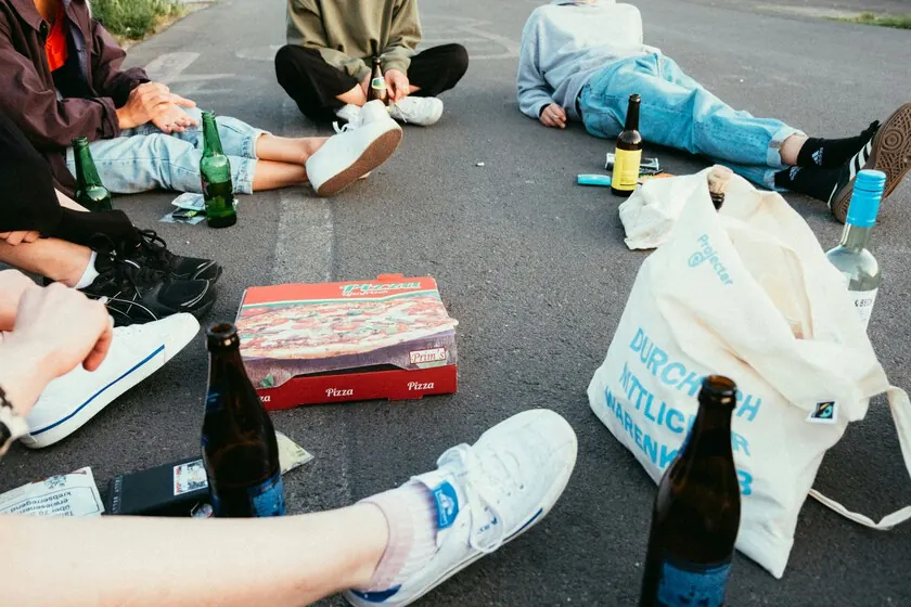 Gen Z’s Shifting Relationship with Alcohol: Social Pressure Persists Despite Reduced Consumption