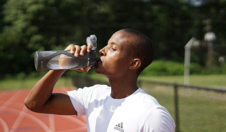 Cold Water Digestion Myth Debunked by Experts: It Slows, Not Stops