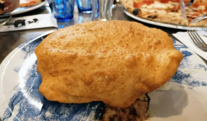 Fried Pizza’s Unexpected Role in Post-War Naples