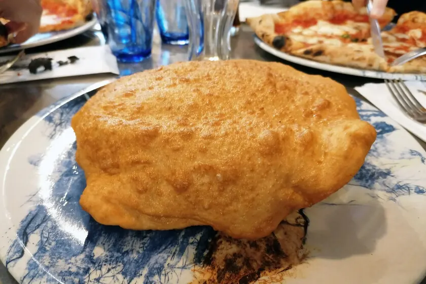 Fried Pizza’s Unexpected Role in Post-War Naples