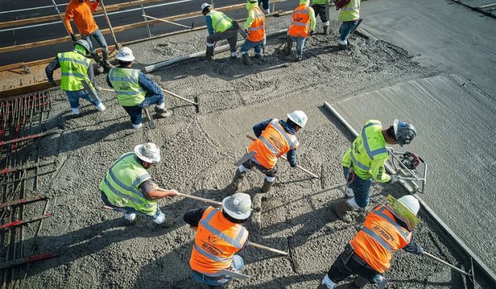 Spanish Workers Earn Less Than Average as Economic Disparities Widen