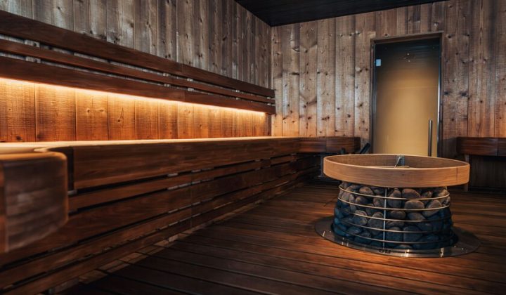 Sauna Use Linked to Significantly Lower Risk of Dementia and Alzheimer’s, Study Suggests
