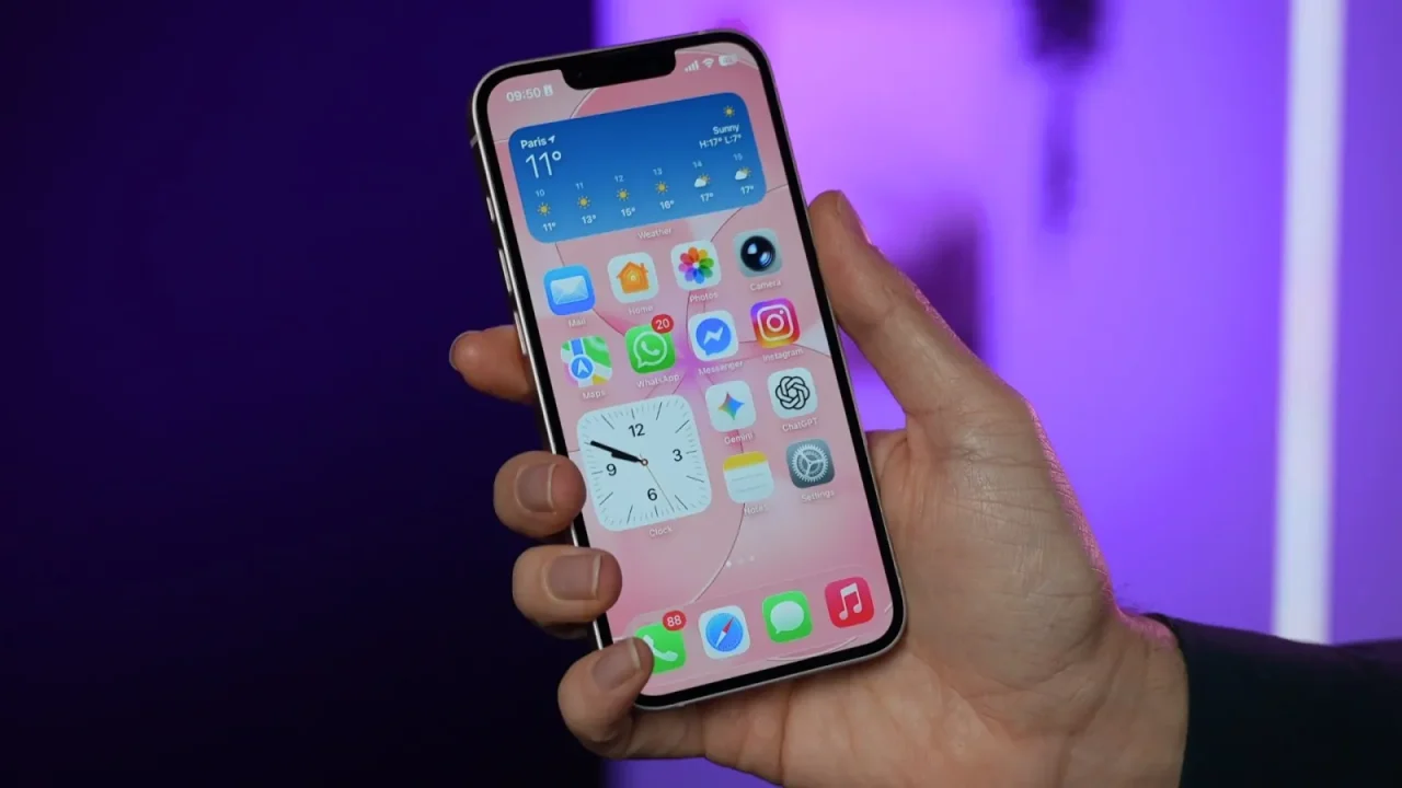 Apple’s iOS 26.6 Update Preps iPhone for AI-Powered Siri in iOS 27