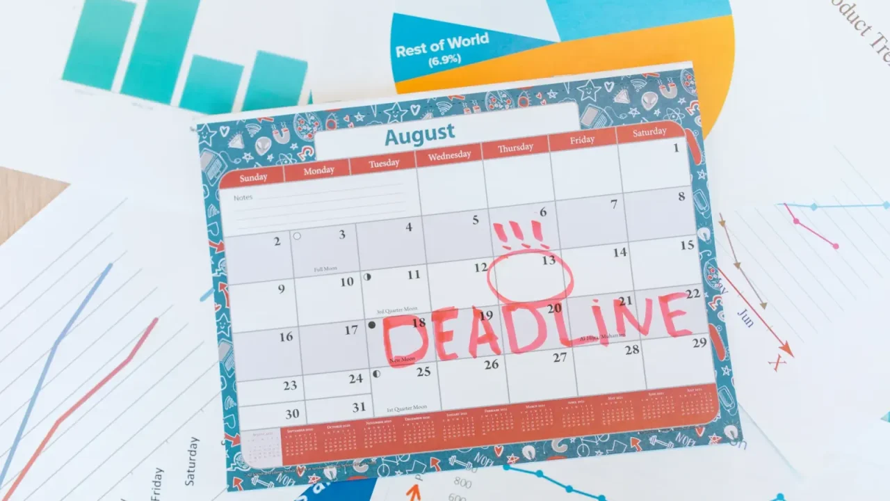 EU AI Act August 2026 deadline tracker: what buyers, IT leads, and managers should verify now