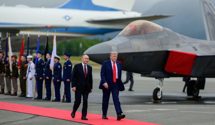 Trump Announces Deal for Russia to Resume Diesel Sales to US as Zelensky Warns of ‘Gift to Putin’